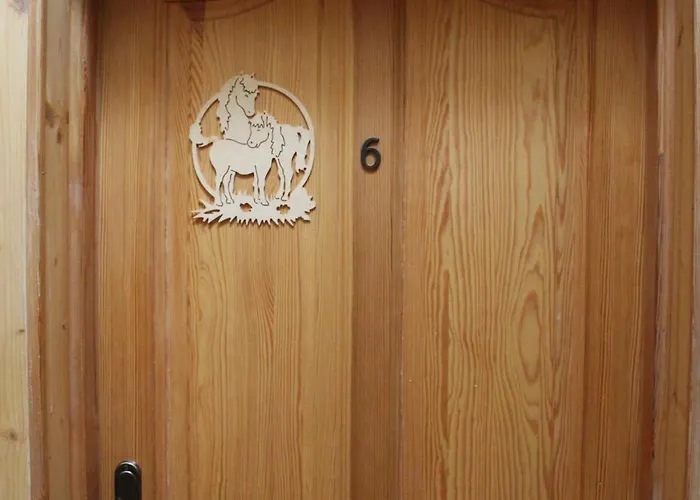 Gasthuis El-tan - Na Wsi Z Wi-fi Bez Tv 3*